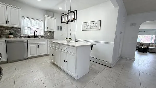 49 Orange Ave — Photo 9
