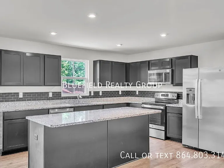244 Ingram Ct #A — Photo 5