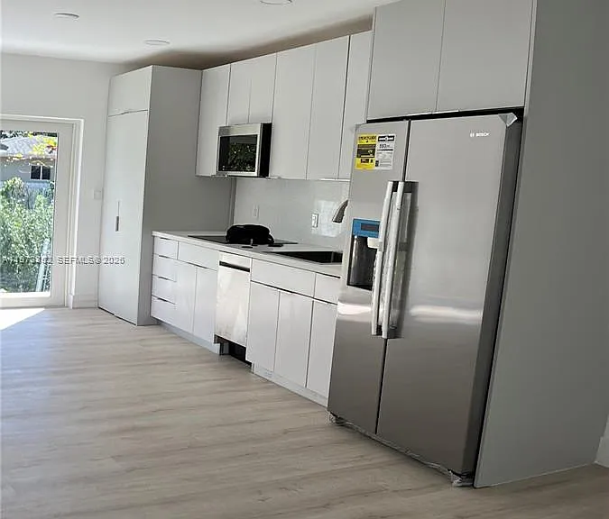 2800 SW 25th St #1 — Photo 8