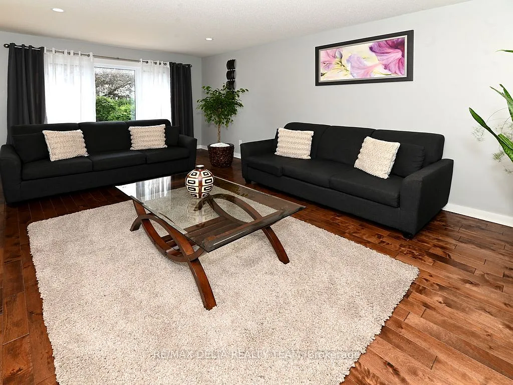 3 bed, $2,850 — Photo 4