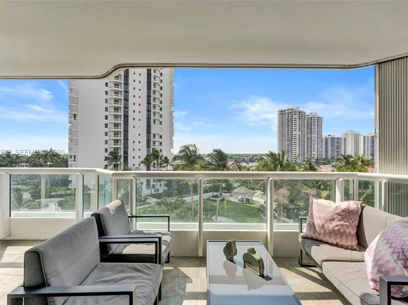 21055 Yacht Club Dr APT 901, Aventura, FL 33180