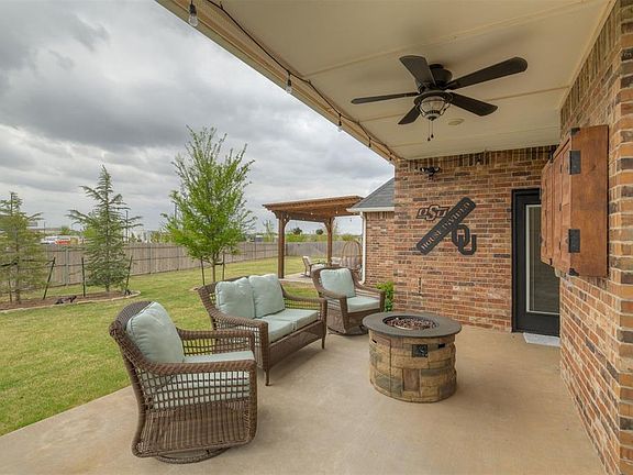 5th image of 3004 NW 179th Ct