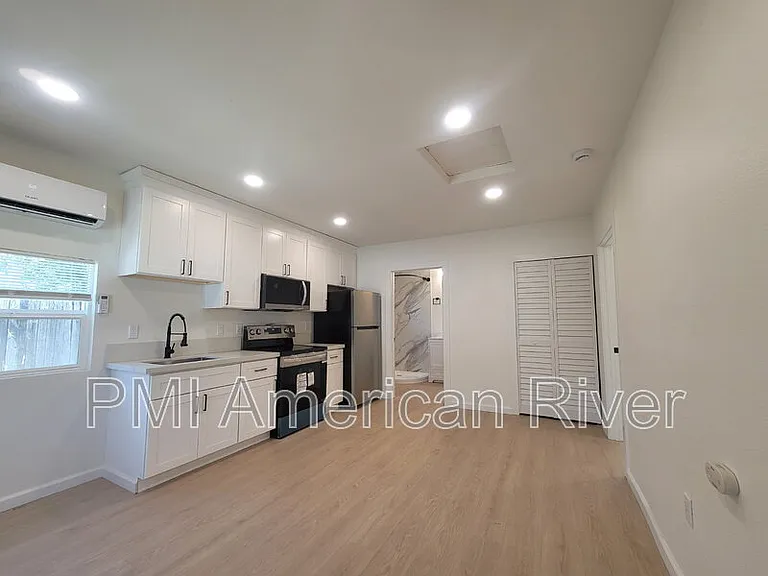 5403 Martin Luther King Jr Blvd — Photo 6