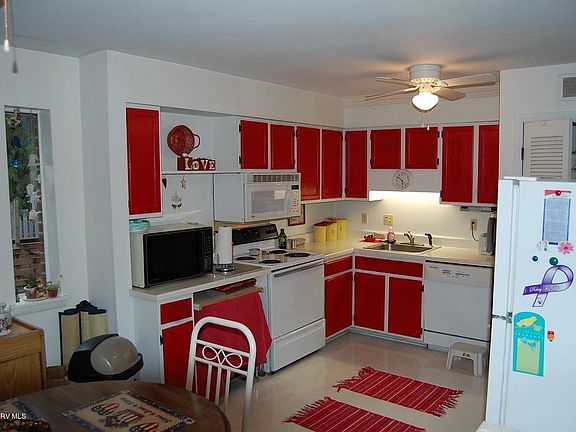 4th image of 1730 Donlee Dr