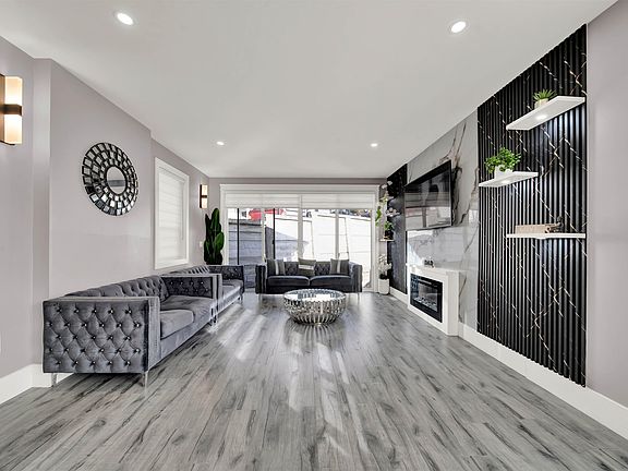 3rd image of 4217 Old Clayburn Rd #38