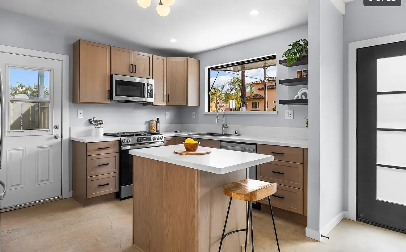 4 bed, 1126 sqft, $8,000 — Photo 4