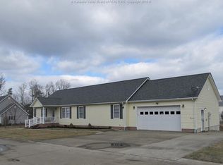 4 Terra Way, Winfield, WV 25213