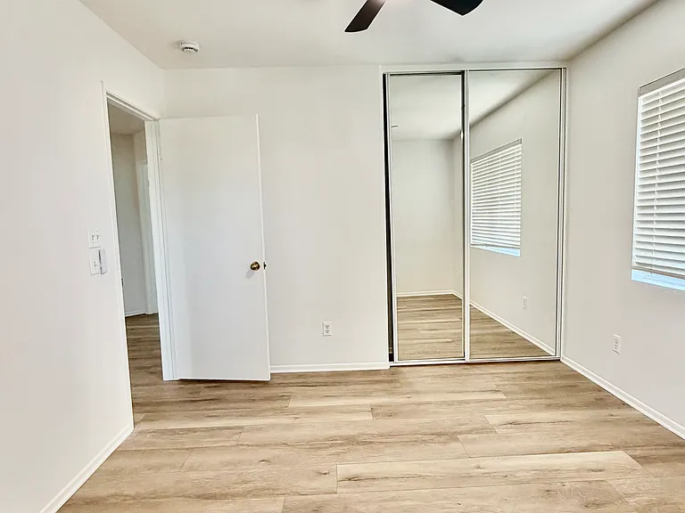 39519 Bainbridge Cir — Photo 11