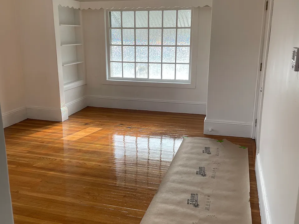 23 Glen Ave #2