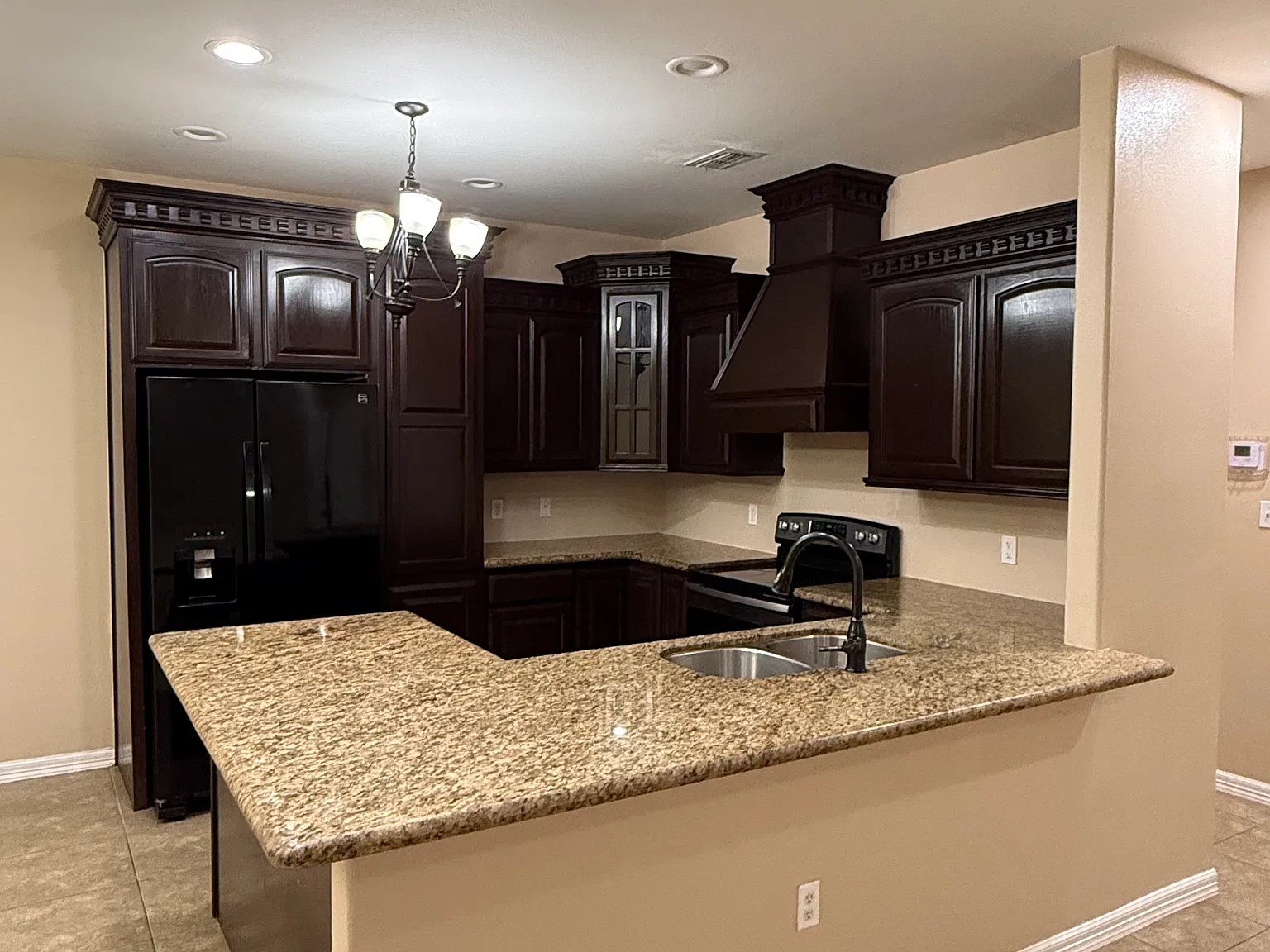 3 bed, 1474 sqft, $1,850 — Photo 4