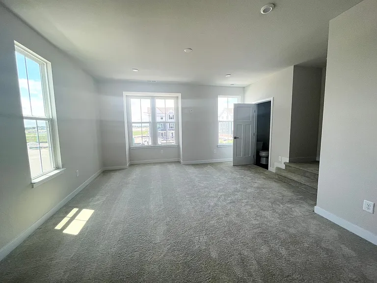 315 Fost Blvd — Photo 8