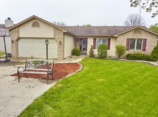 812 N Riley Rd, Kendallville, IN 46755