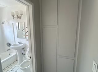 5333 Harmony Ave #B, North Hollywood, CA 91601