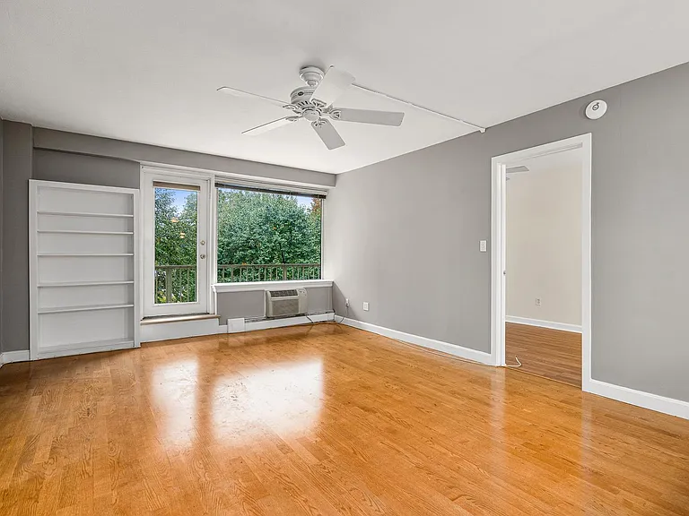 145 Pinckney St #525 — Photo 2