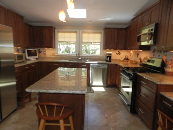 5th image of 317 Skipjack Ln
