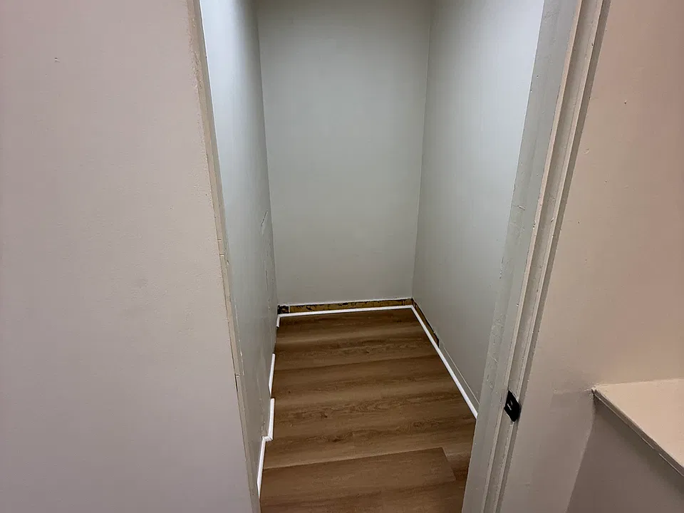 328 Cedar Dr