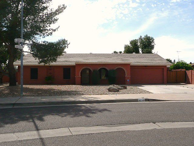 1st image of 3030 E Vista Dr