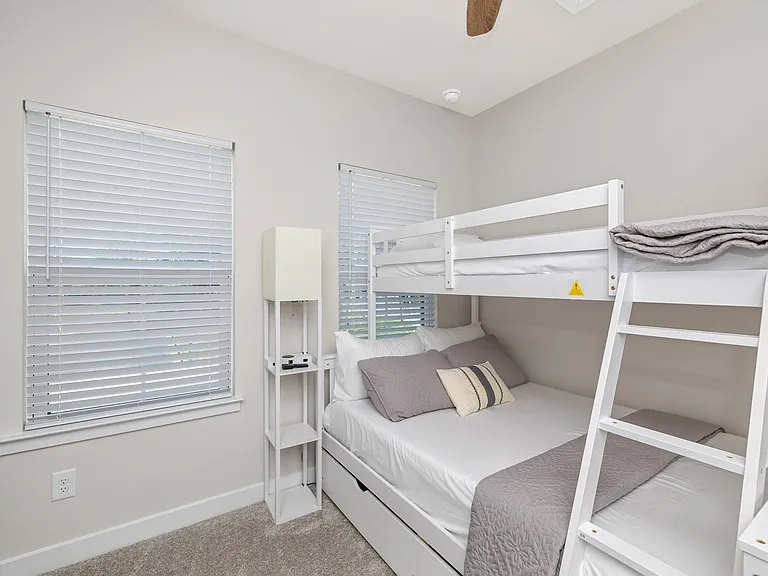 4820 Chastain Ave — Photo 25