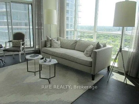 70 Forest Manor Rd — Photo 4