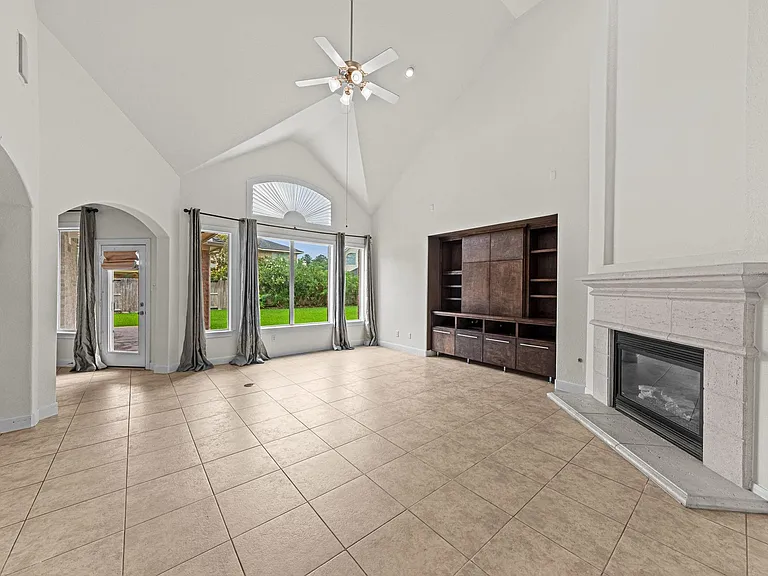 6118 Durango Bay Ln — Photo 8