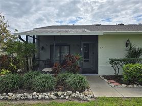 1433 SW 51st Ln, Cape Coral, FL