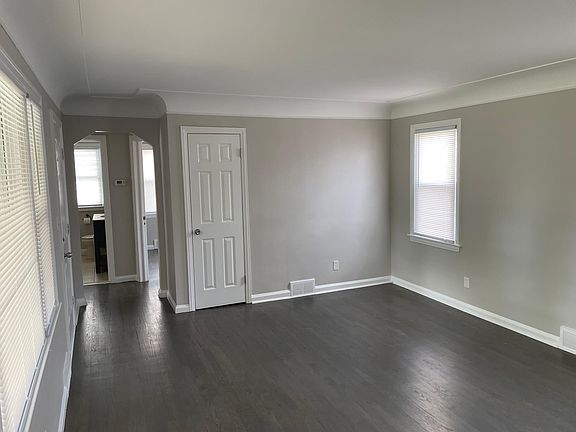 2nd image of 22233 Cedar St
