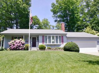 7 Paton Rd, Shrewsbury, MA 01545