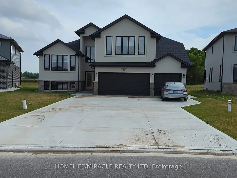 41 Kingsbridge Dr