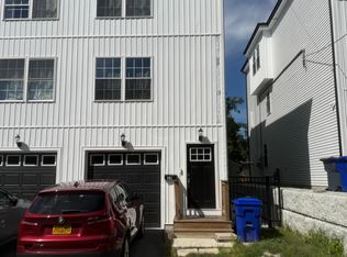 24 Baltimore St, Providence, RI 02909