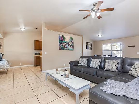 4th image of 6704 N 79th Dr