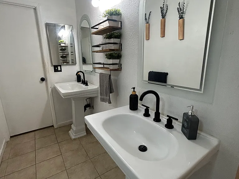 1250 E Shaw Ave #160 — Photo 8