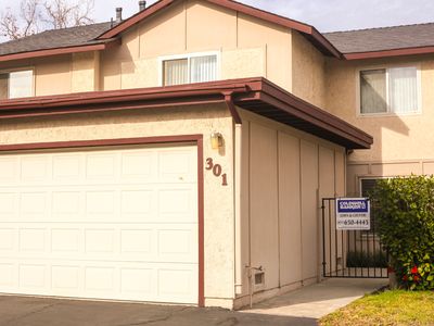 301 W Saint Andrews Ln, Azusa, CA, 91702