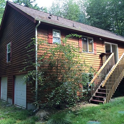 1st image of 5473 NE Birch Ct