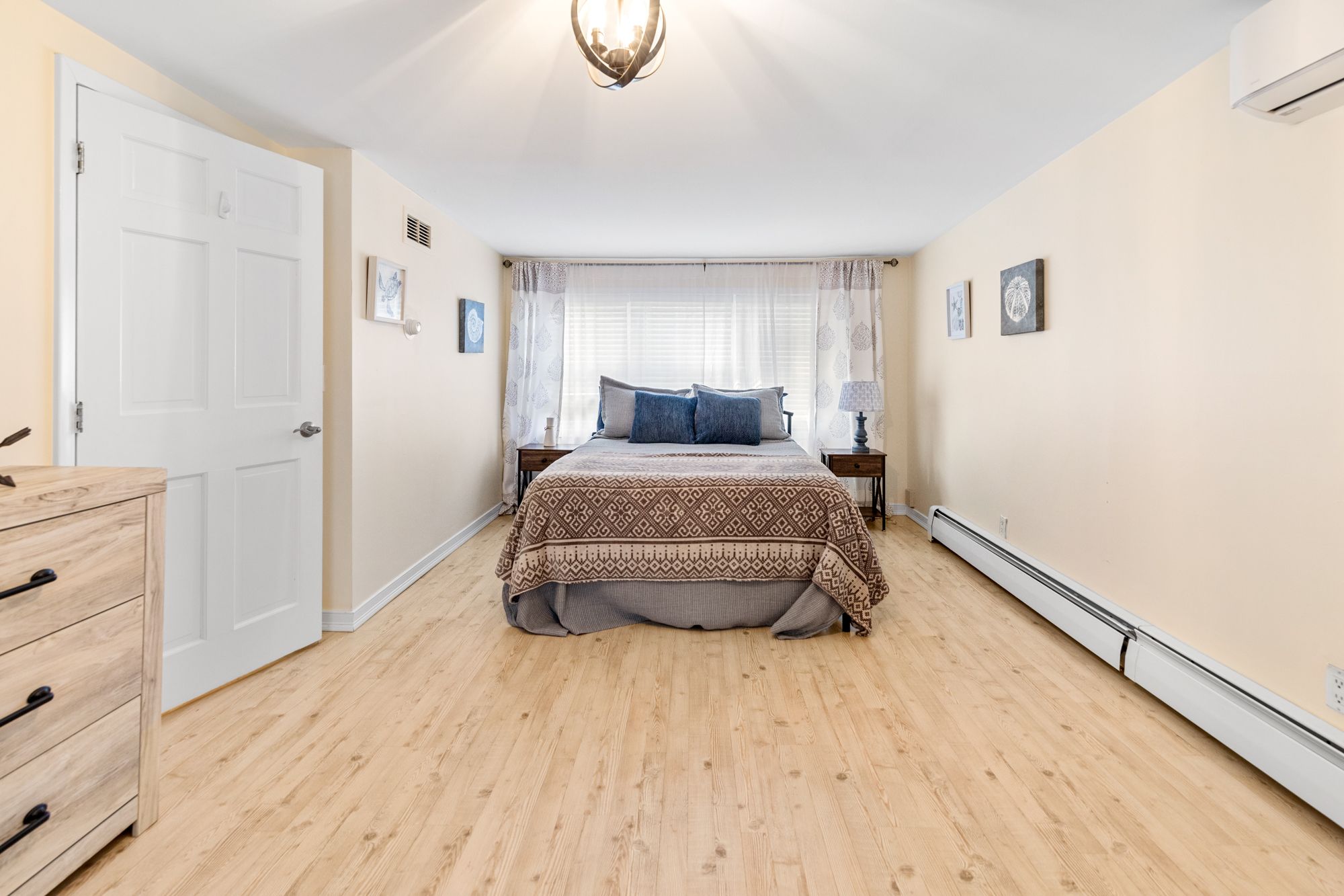 16 Red Bridge Rd, Center Moriches, NY 11934 Out East