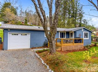 33 Kilpatrick St, Brevard, NC 28712