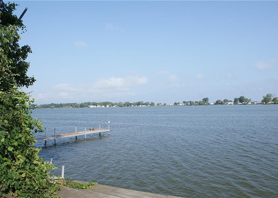 2nd image of 153 North Dr