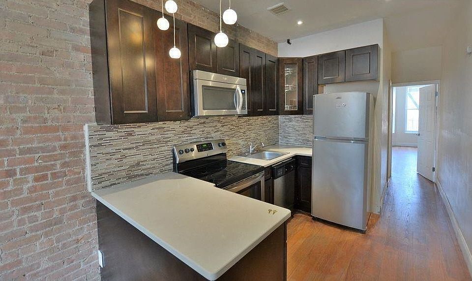 1st image of 451 Lenox Ave APT 3