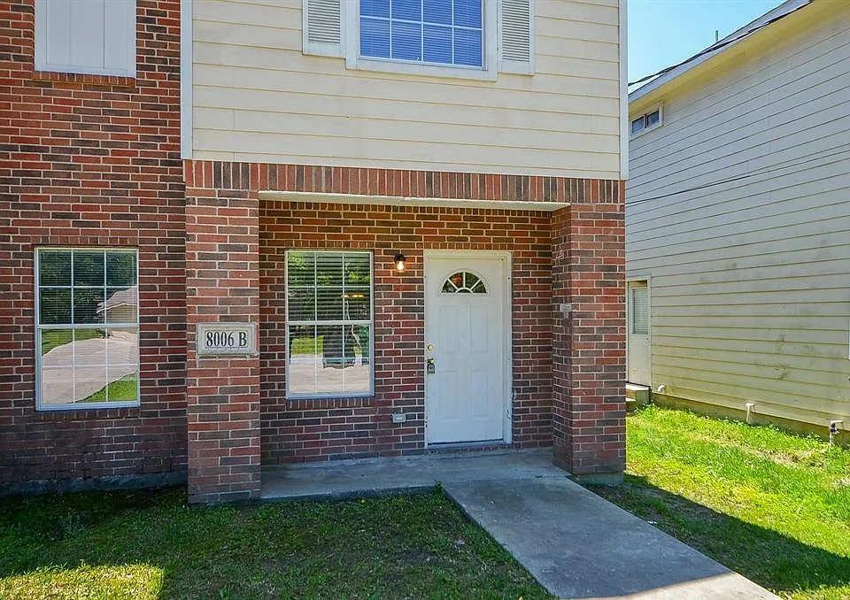 Unit Front view