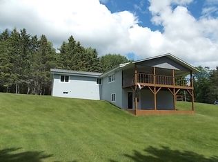 667 Old Beechwood Rd, Iron River, MI 49935