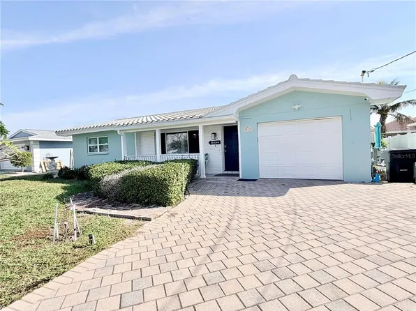 2513 Gulf Blvd, Belleair Beach, FL 33786