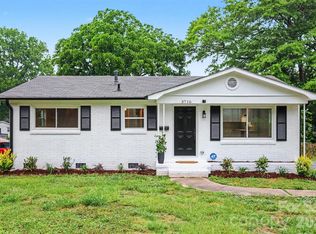 3716 Fieldcrest Rd, Charlotte, NC 28217