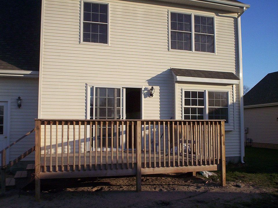 2nd image of 1412 Beckford Ct