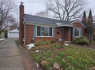 2440 Ferncliff Ave, Royal Oak, MI 48073