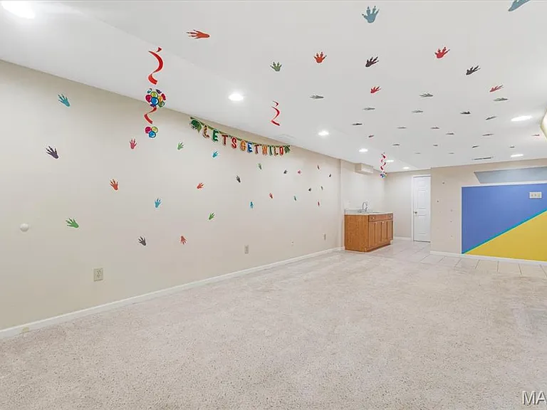 208 Kylewood Ct — Photo 45