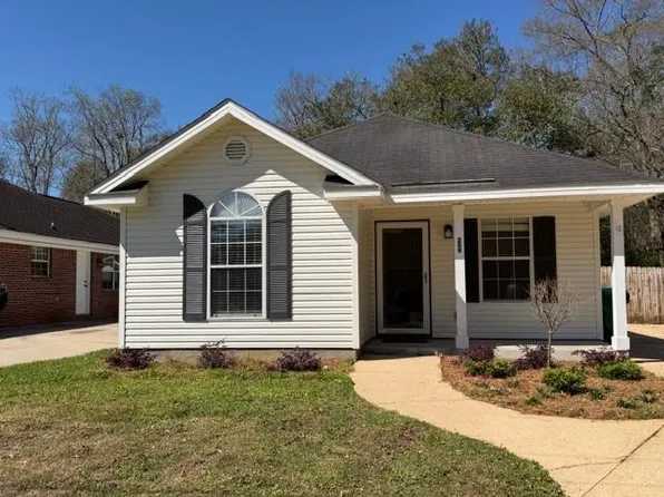 209 Kimberly Ct, Saraland, AL 36571