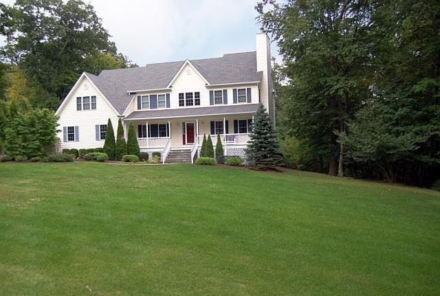 1st image of 126 Wellington Dr