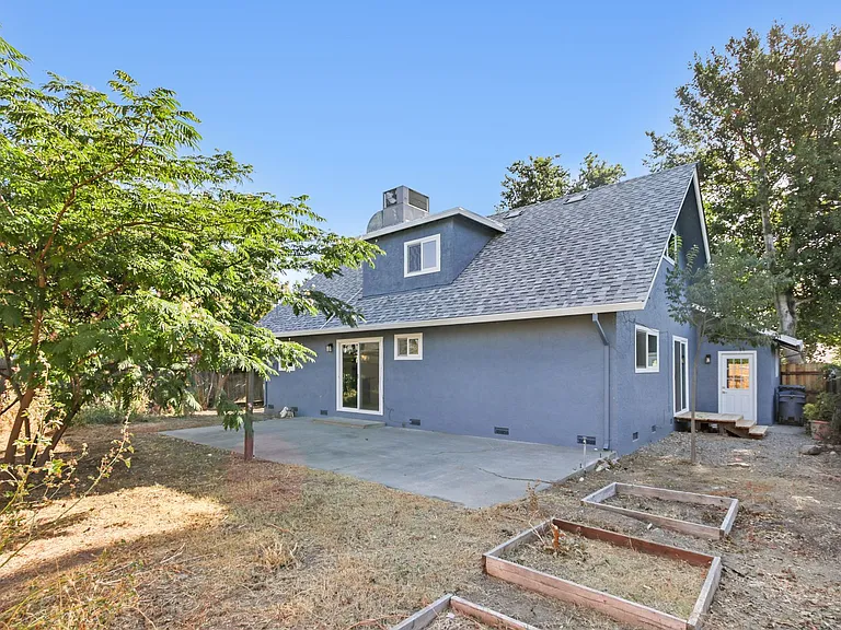 1611 Clemson Dr — Photo 31