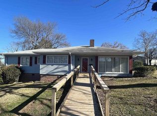 1744 Mountain Dr, Birmingham, AL 35217