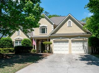 510 Camber Woods Dr, Roswell, GA 30076