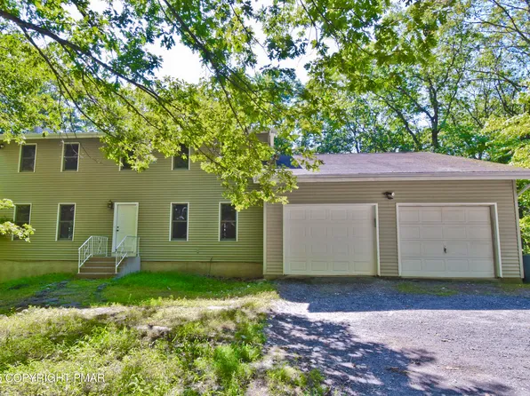 61 Arbutus Ln, East Stroudsburg, PA 18302